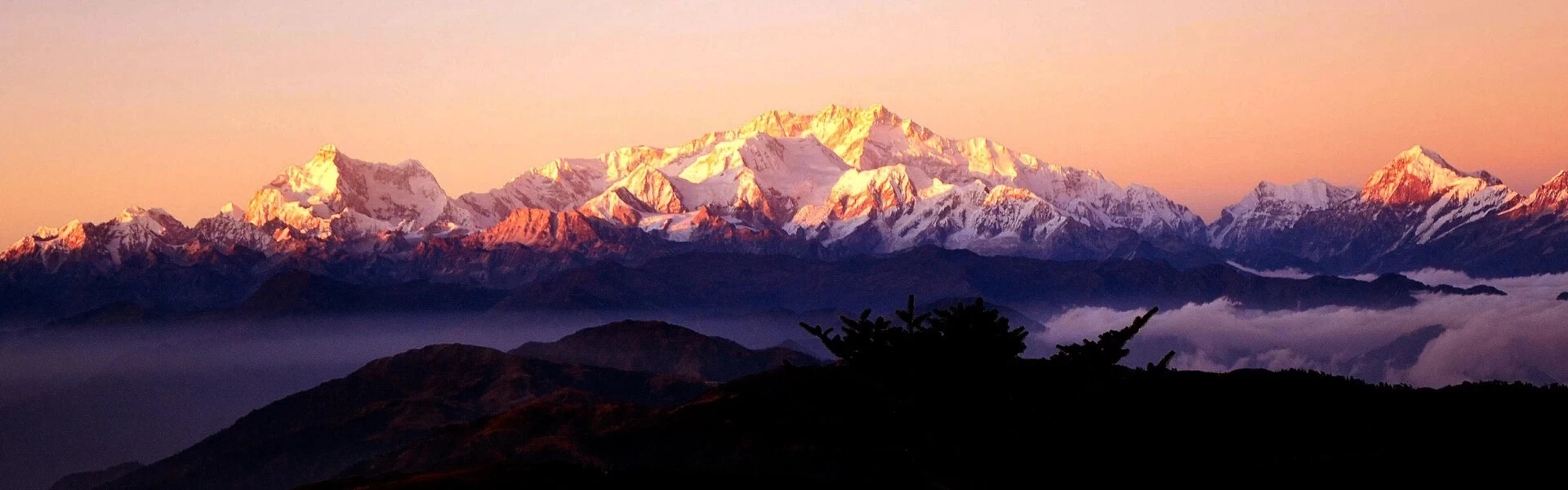 kanchenjunga-region-nepal.jpg